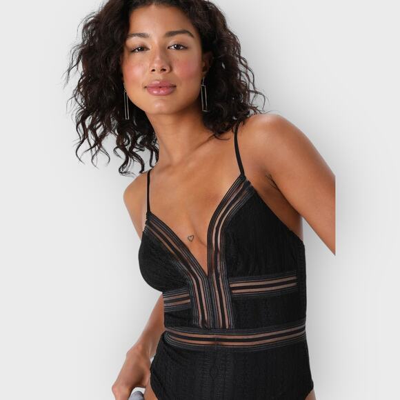 Lulus Casita Lace Thong Bodysuit S Black Sheer Striped Plunging V-Neck NWT Party - Picture 5 of 10